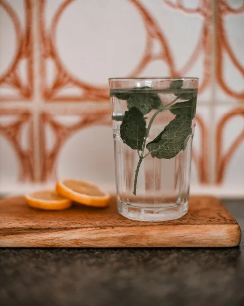Sparkling water, staying sharp